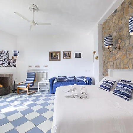 Hotel apartamentowy I Giardini Dei Sensi 2*