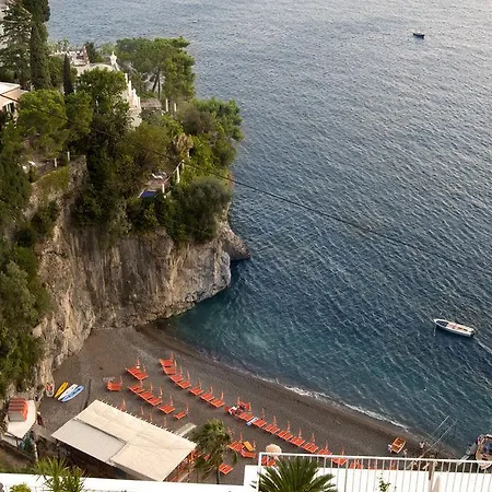 I Giardini Dei Sensi 아파트호텔 2*