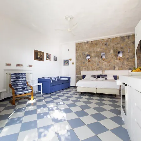 I Giardini Dei Sensi 아파트호텔 2*