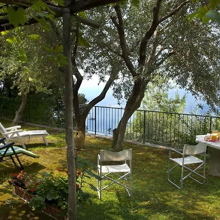 I Giardini Dei Sensi Aparthotel